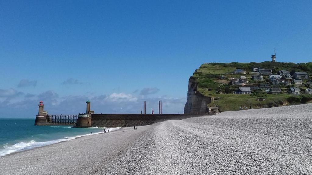 Plage Et Port A 2 Pas Fecamp Exterior photo